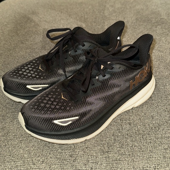 Hoka One One Clifton 9 - Picture 1 of 7